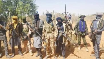 Bandits after emir’s life kill five, market shut